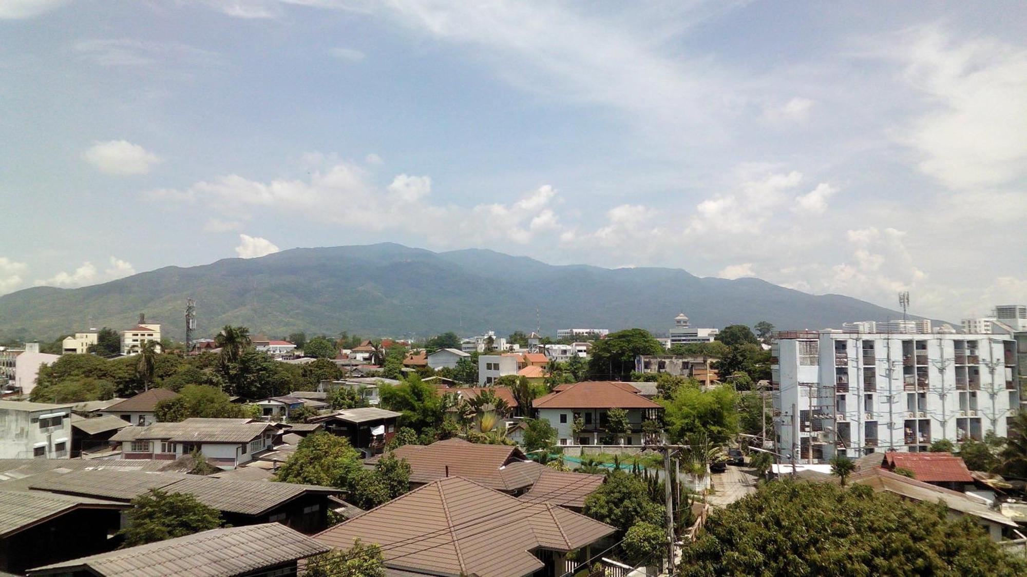 Auberge de jeunesse Mantra Place à Chiang Mai Extérieur photo